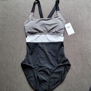 Nike Women's Gray, White & Black Racerback One Piece Swimsuit Size Large
